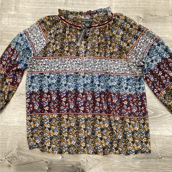 NWT CHELSEA & THEODORE FLORAL CHIFFON PATCHWORK BLOUSE TOP S ANTHROPOLOGIE - Picture 4 of 5